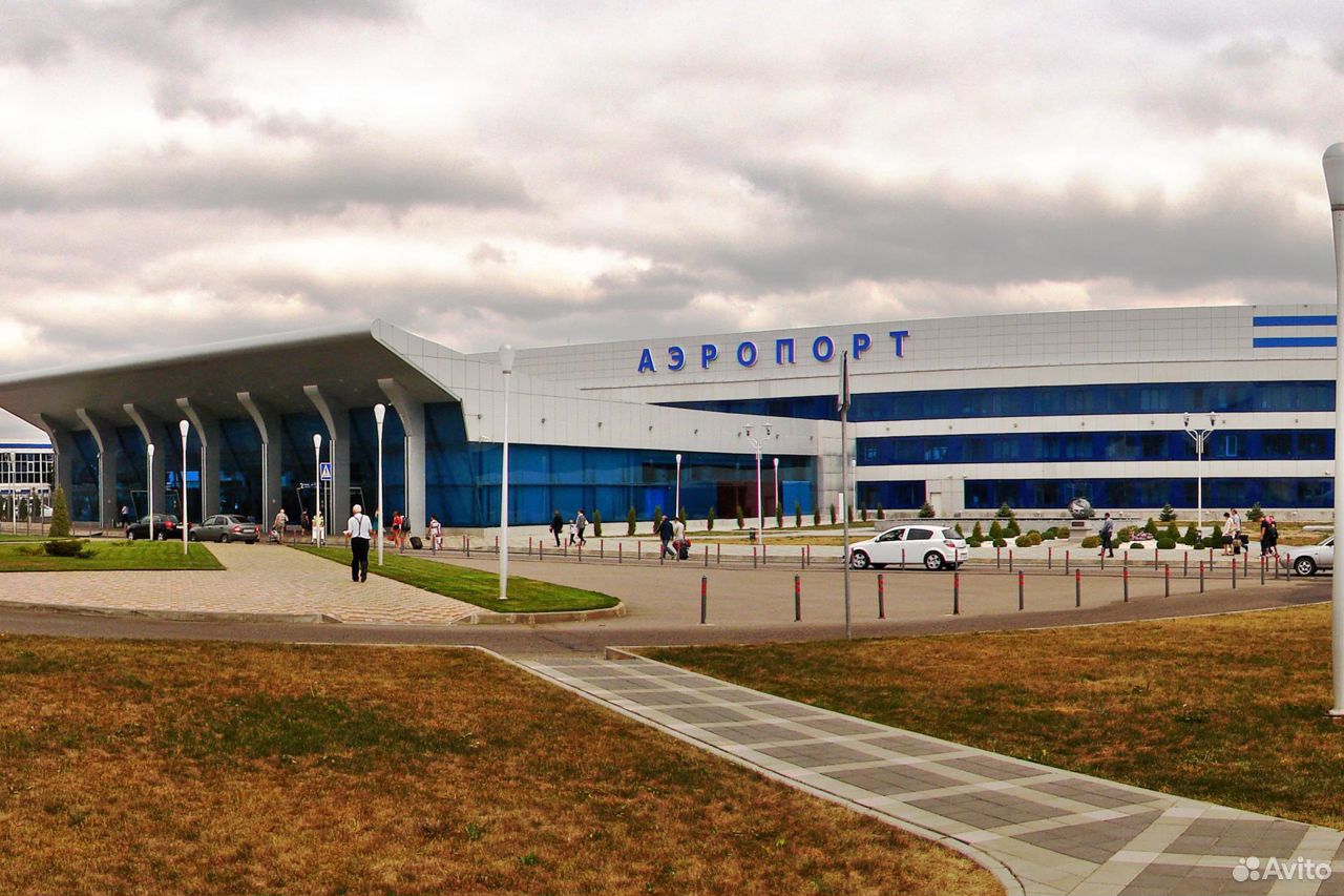 Минеральные воды новый аэропорт. Аэропорт Минеральные воды. Аэропорт кавказские Минеральные воды. Аэропорт Минеральные воды фото. Аэропорт Лермонтова Минеральные воды.
