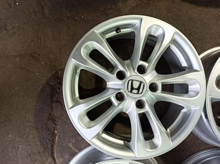 Диски бу литые R16 I на Honda