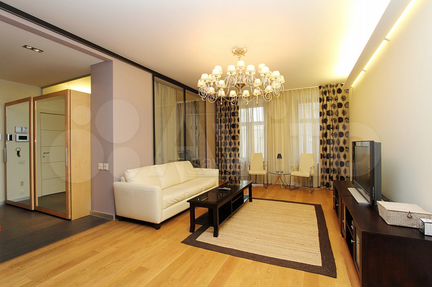 4-к квартира, 140 м², 3/5 эт.