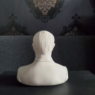 Статуэтка Путина Владимира Владимировича