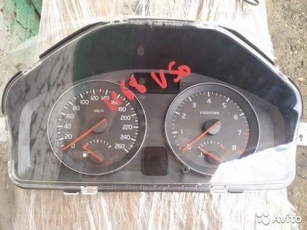 Щиток приборов Volvo V50 б/у оригинал