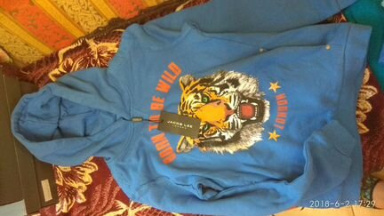 Jacob lee Толстовка новая 140 размер