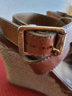 Босоножки Burberry оригинал 37 р