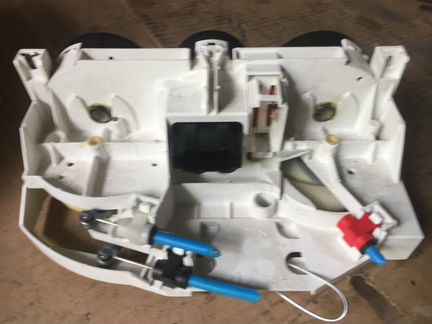 Блок управл кондиционером и печкой VW Passat b5