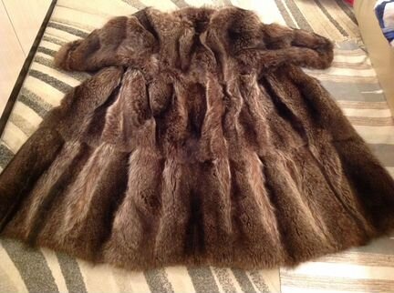 Шуба енотовая