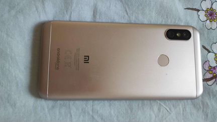 Xiaomi Mi A2 Lite 3/32 Gold