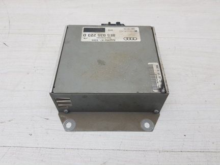 Усилитель аудио штатный Audi A4 B7 BFB 2006