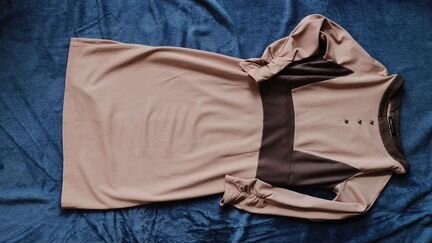 Новое пудровое платье-футляр (в винтажном стиле)