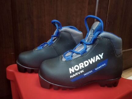 Лыжные ботинки детские