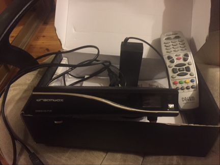 Спутниковый hdtv ресивер Dreambox 800HD c HDD