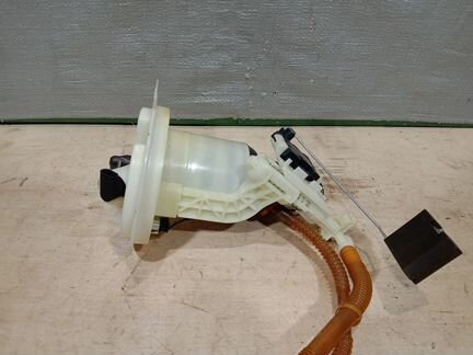 Топливный насос Mercedes Benz W204 W212 X204 W207