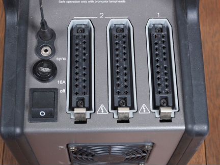 Генератор Broncolor Verso A2 RFS