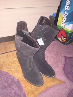 Сапоги демисезонные новые. Натуральная замша