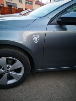 Наклейка Skoda шкода крот