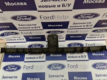 Кронштейн крепления заднего бампера центральный