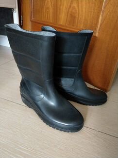 Резиновые сапоги