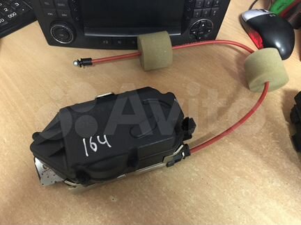 Мерседес Мл 164 гл замок крышки багажника