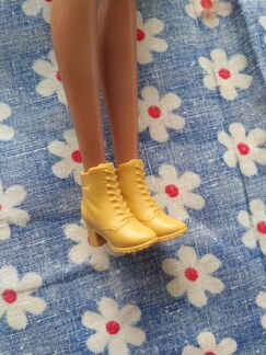 Две куклы Барби