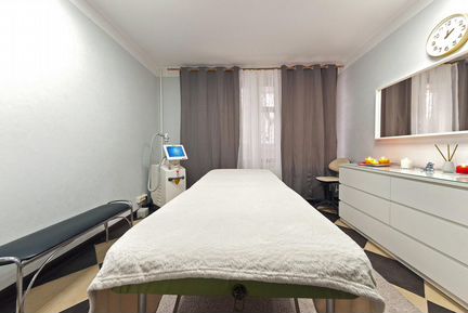 Продается сеть салонов красоты (3 салона)