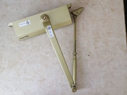 Доводчик дверной door closer ARM 9N50