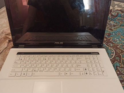 Ноутбук asus
