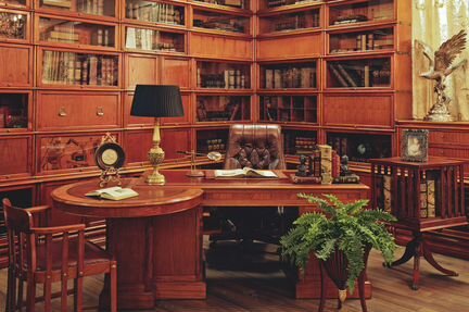 Библиотеки и кабинеты Globe Wernicke