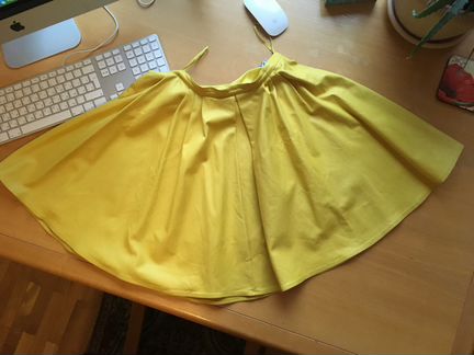 Versace юбка кожаная размер 44