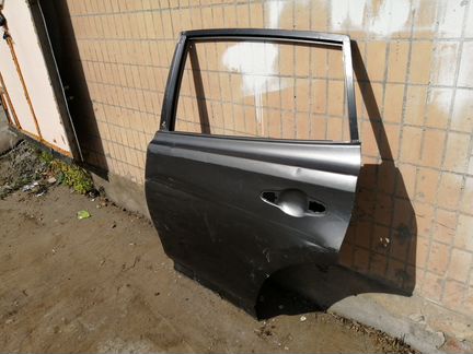 Toyota Rav4 CA40 2012-2019 дверь задняя левая