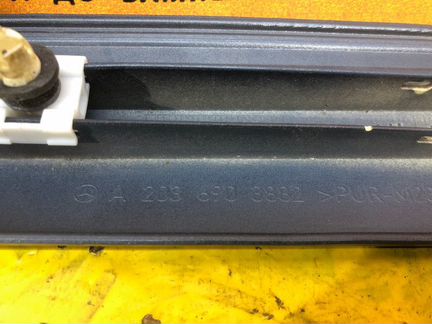 Молдинг крыла задний правый Mercedes Clc C203