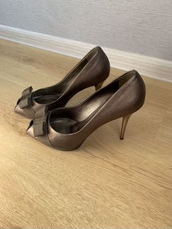 Туфли salvatore ferragamo, 39 размер, куплены в Ми