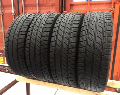 Шины б у 215/60 R17 Continental VancoWinter 2