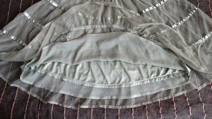 Юбки H&M, 100 шёлк fearce fionda