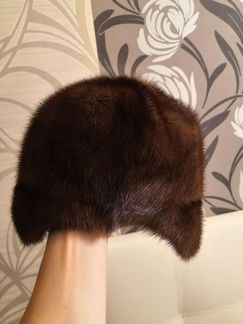 Женская норковая шапка