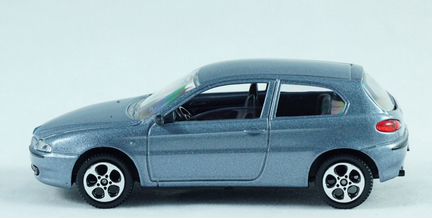 Alfa Romeo 147 1:43