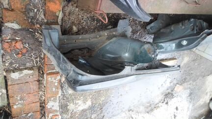 Крыло Мазда гф Mazda 626 GF 97 - 01г заднее правое