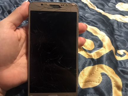 Samsung galaxy j7