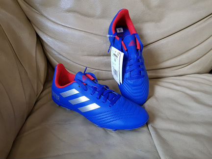 Бутсы Adidas Predator новые детские 33 р