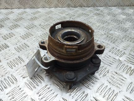 Ступица передняя Nissan Teana III L33