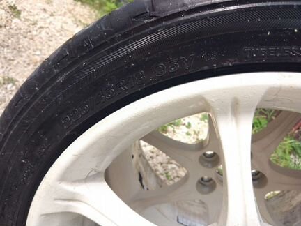 Enkei Bridgestone 225 45 18