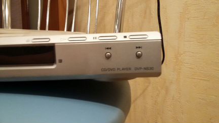 DVD плеер Sony DVP-NS30