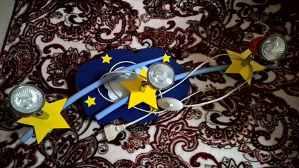 Светильник новый