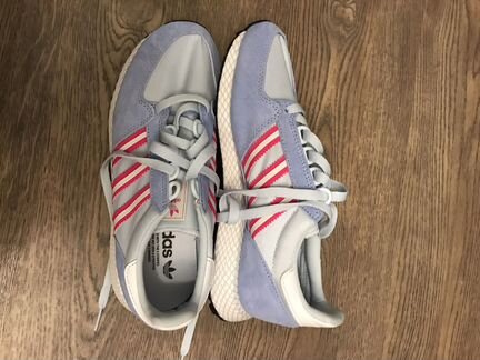 Кроссовки Adidas женские