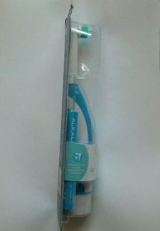 Электрическая зубная щетка новая из Испании