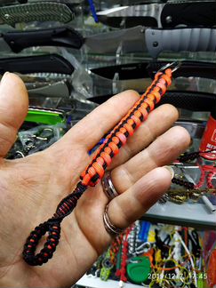 Комплект из паракорда