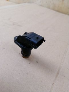 Датчик положения распредвала Mercedes-Benz C-Class