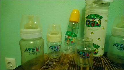 Бутылочки Avent и кенгуру-переноска