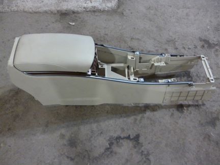 Nissan teana j32 консоль с подлокотником