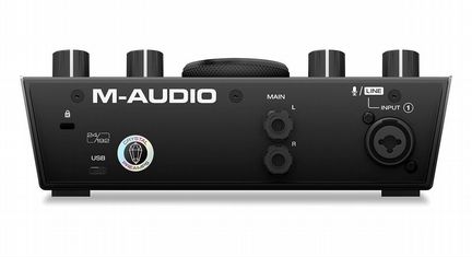 Комплект M-Audio AIR 192 4 Vocal Studio Pro