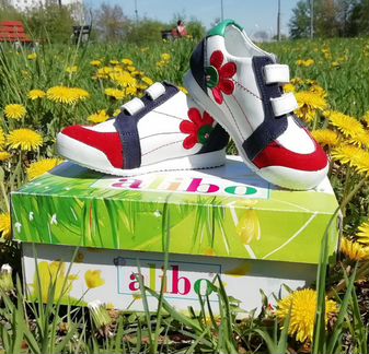 Кроссовки новые кожаные Турция размер 22